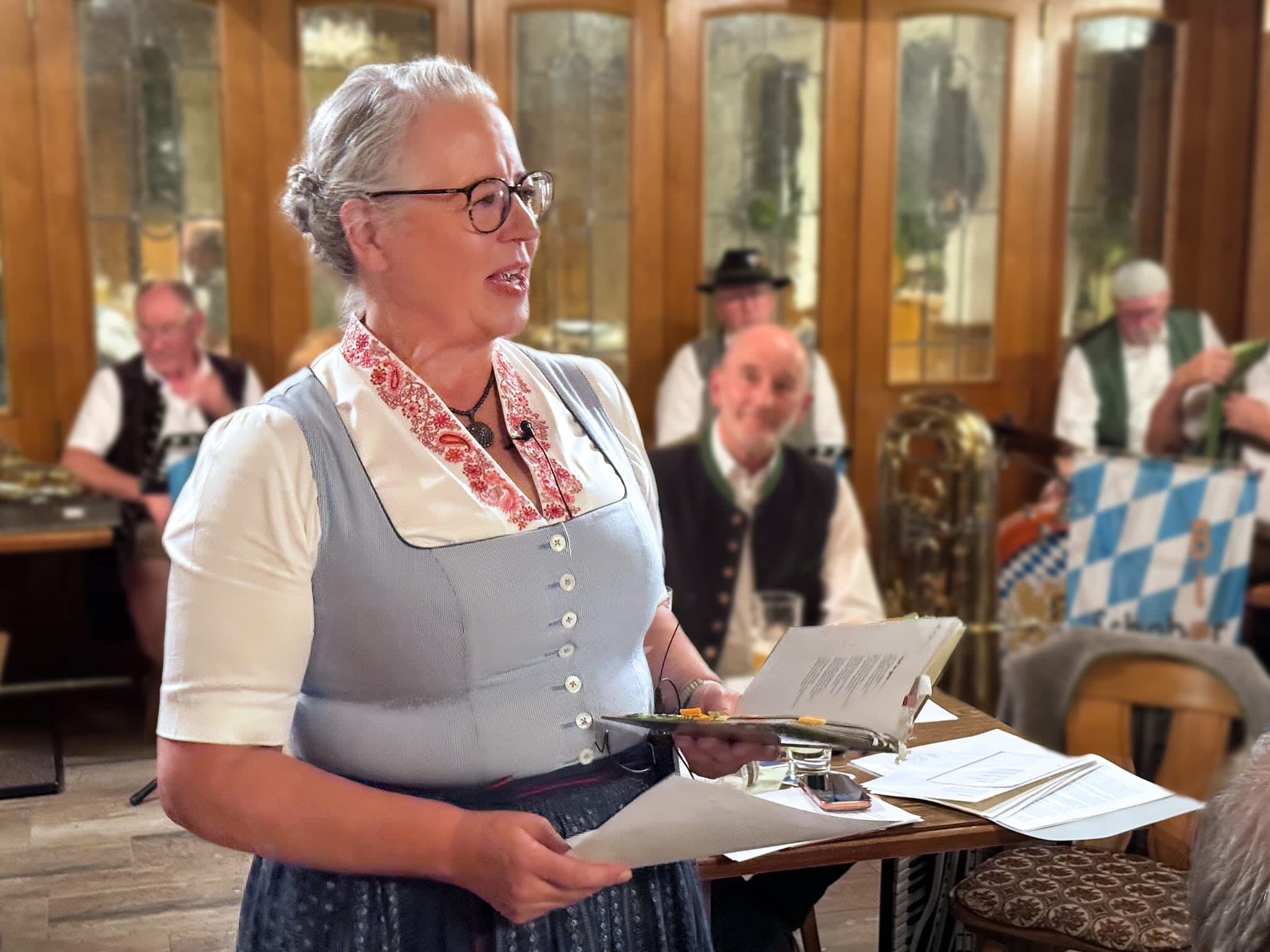 Letzten Freitag fand unser Leongardihoagartn im Gasthaus zum „Grüß Gott“ in Kellberg st…
