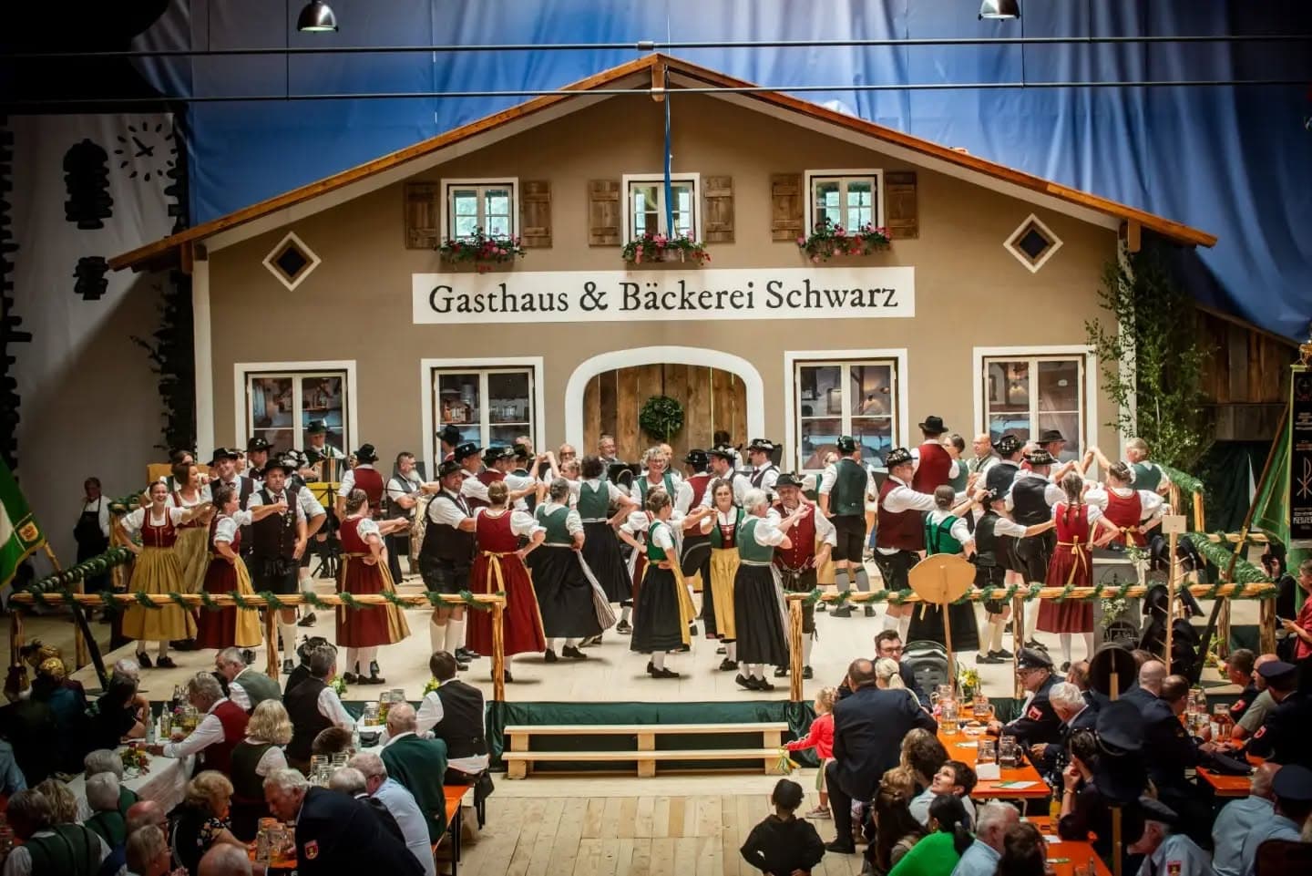 Am letzten Wochenende haben wir unser 80-jähriges Jubiläum auf @gut.aichet gefeiert.
